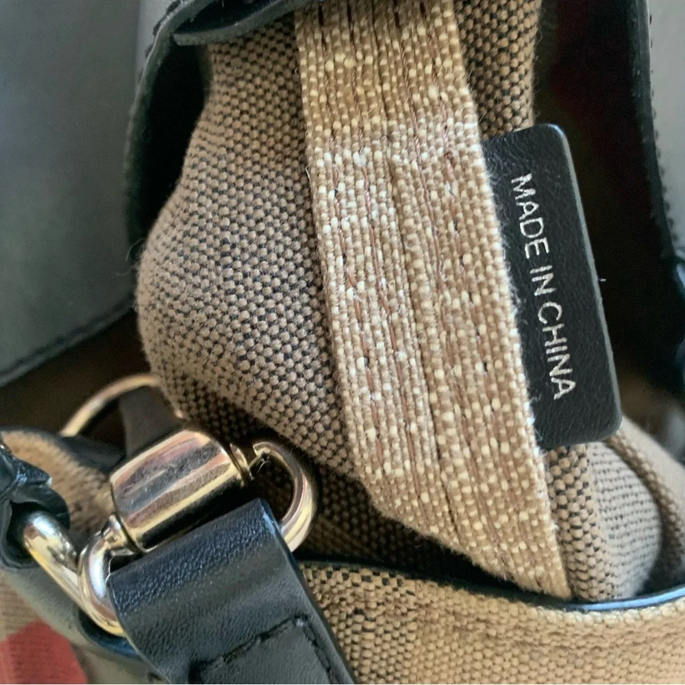Authentic Burberry Ashby Hobo Bag - Picture 9 of 12